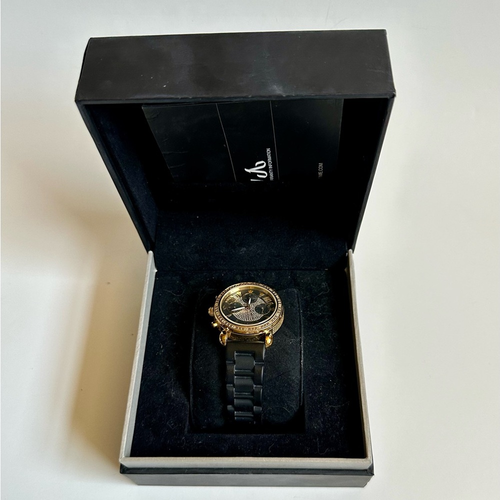 JBW Women’s Victory Sport Diamond Accented Gold Tone Silicon Strap - Picture 5 of 11
